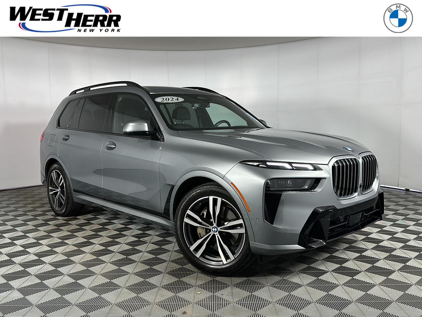  2024 BMW X7 xDrive40i AWD   