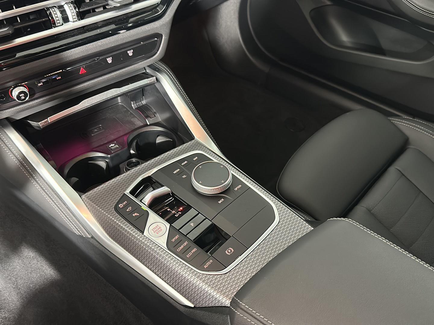 Used 2024 Black Sapphire Metallic BMW M440i xDrive image 21