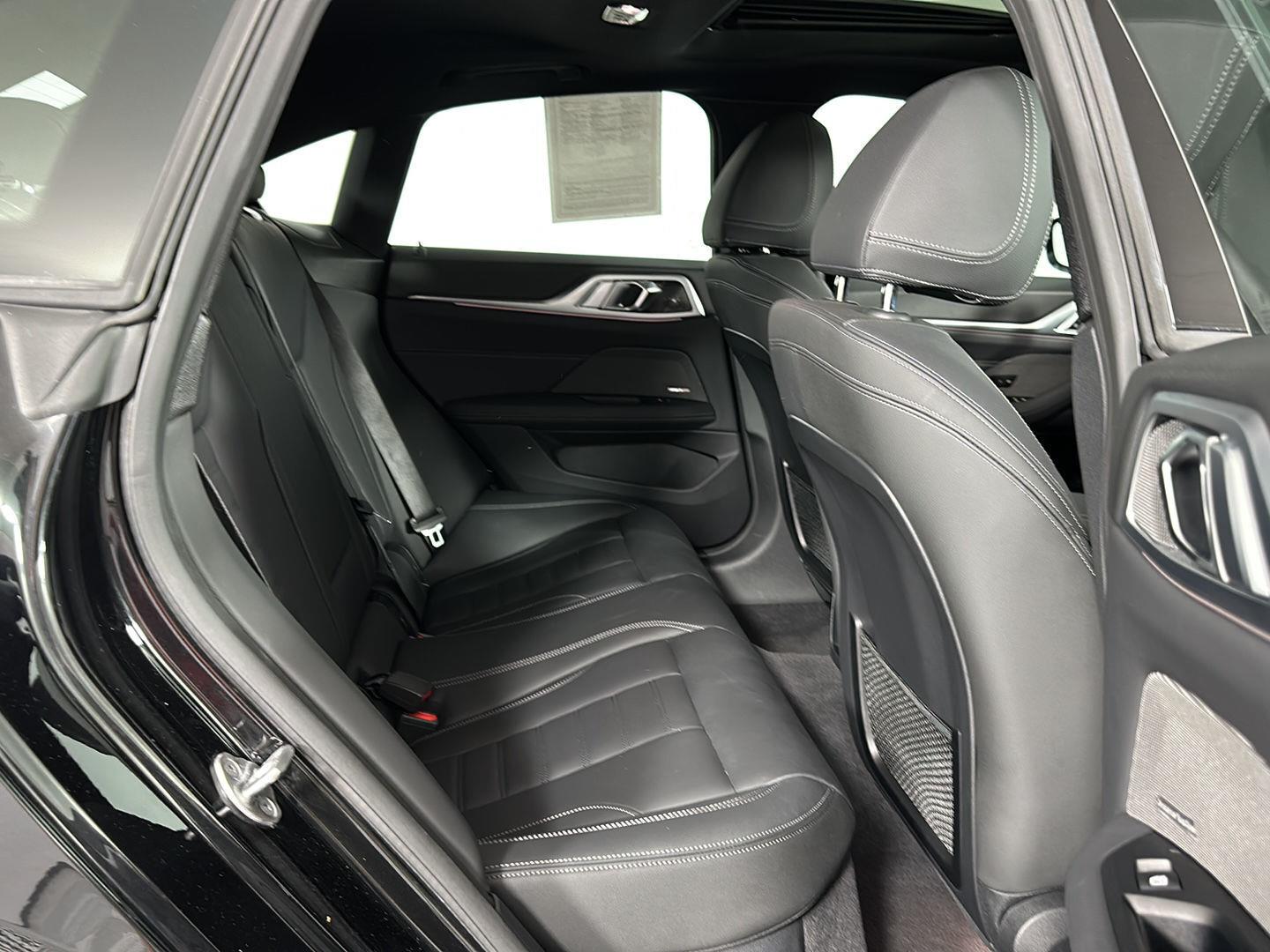 Used 2024 Black Sapphire Metallic BMW M440i xDrive image 31