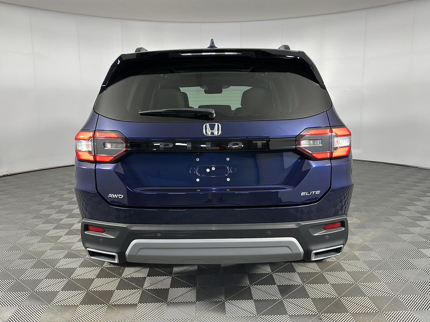 Used 2023 Obsidian Blue Pearl Honda Elite image 24
