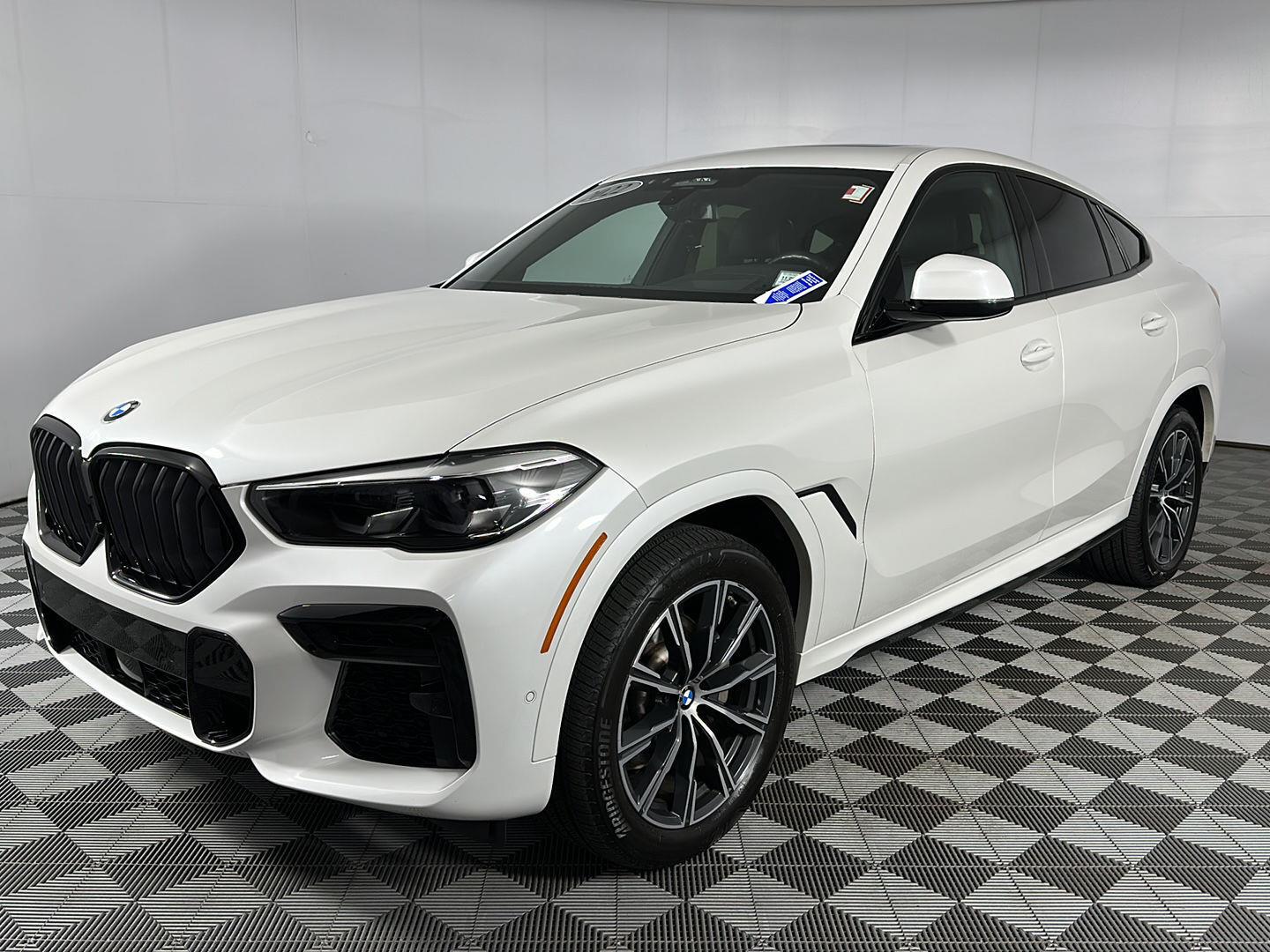 Used 2022 Mineral White Metallic BMW xDrive40i image 5