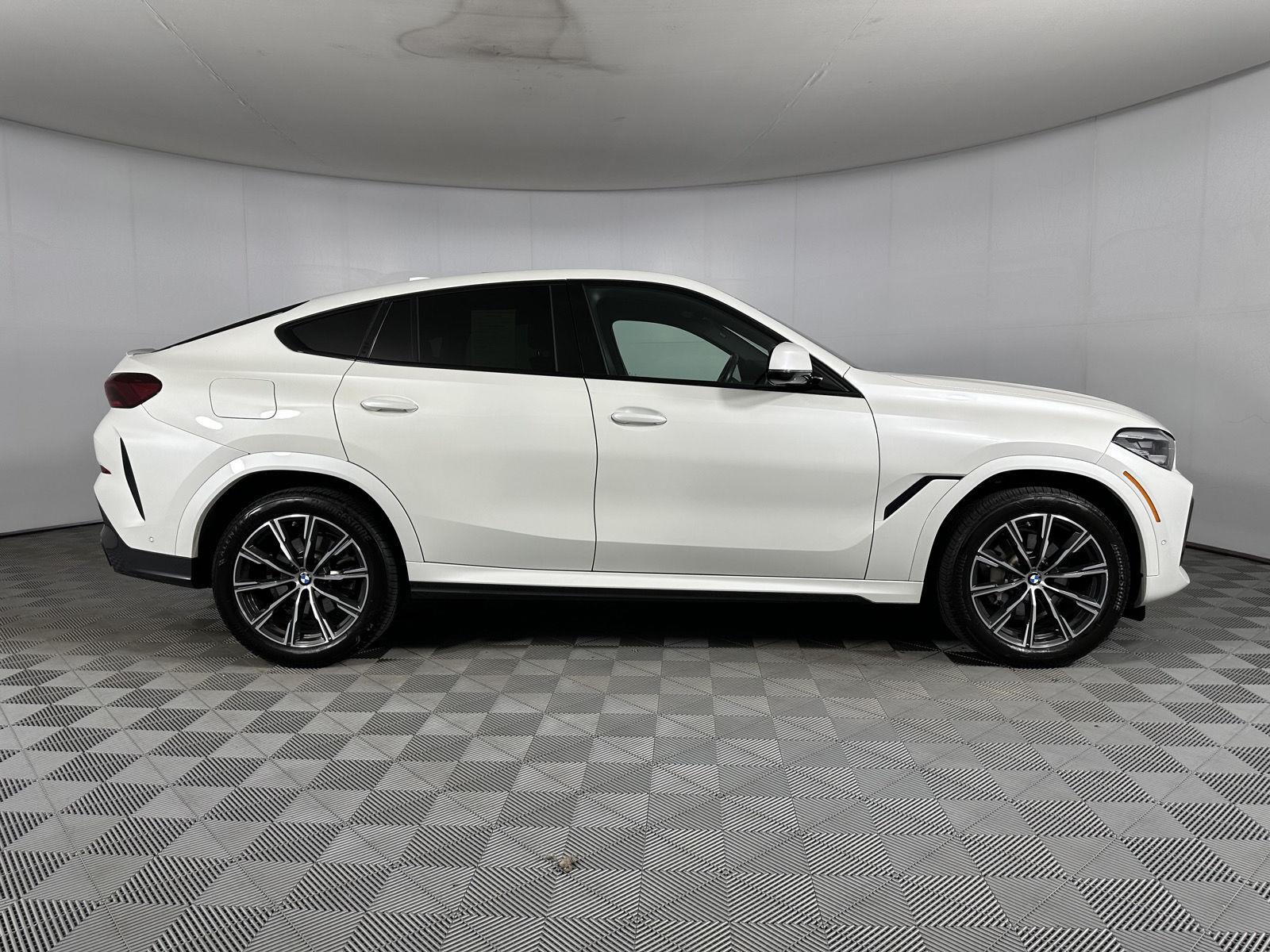 Used 2022 Mineral White Metallic BMW xDrive40i image 56