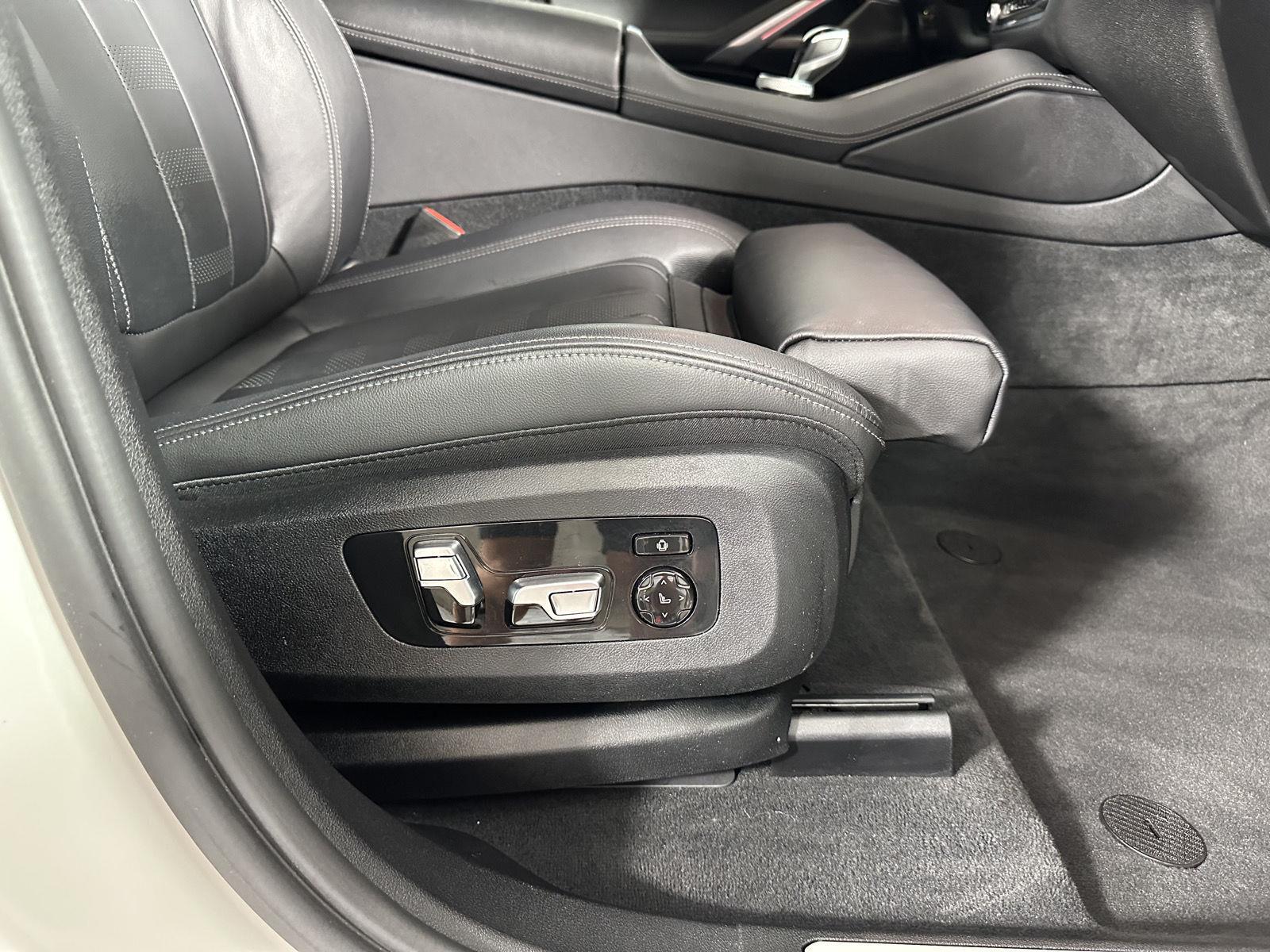 Used 2022 Mineral White Metallic BMW xDrive40i image 60