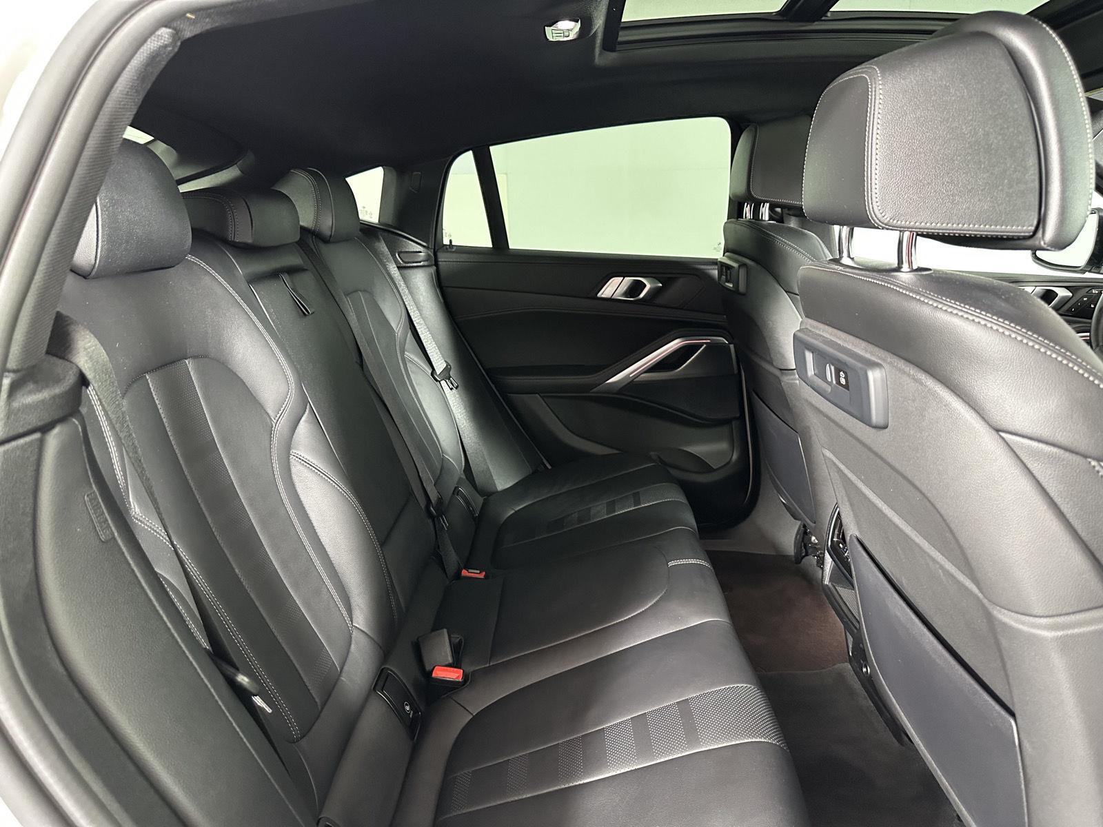 Used 2022 Mineral White Metallic BMW xDrive40i image 63