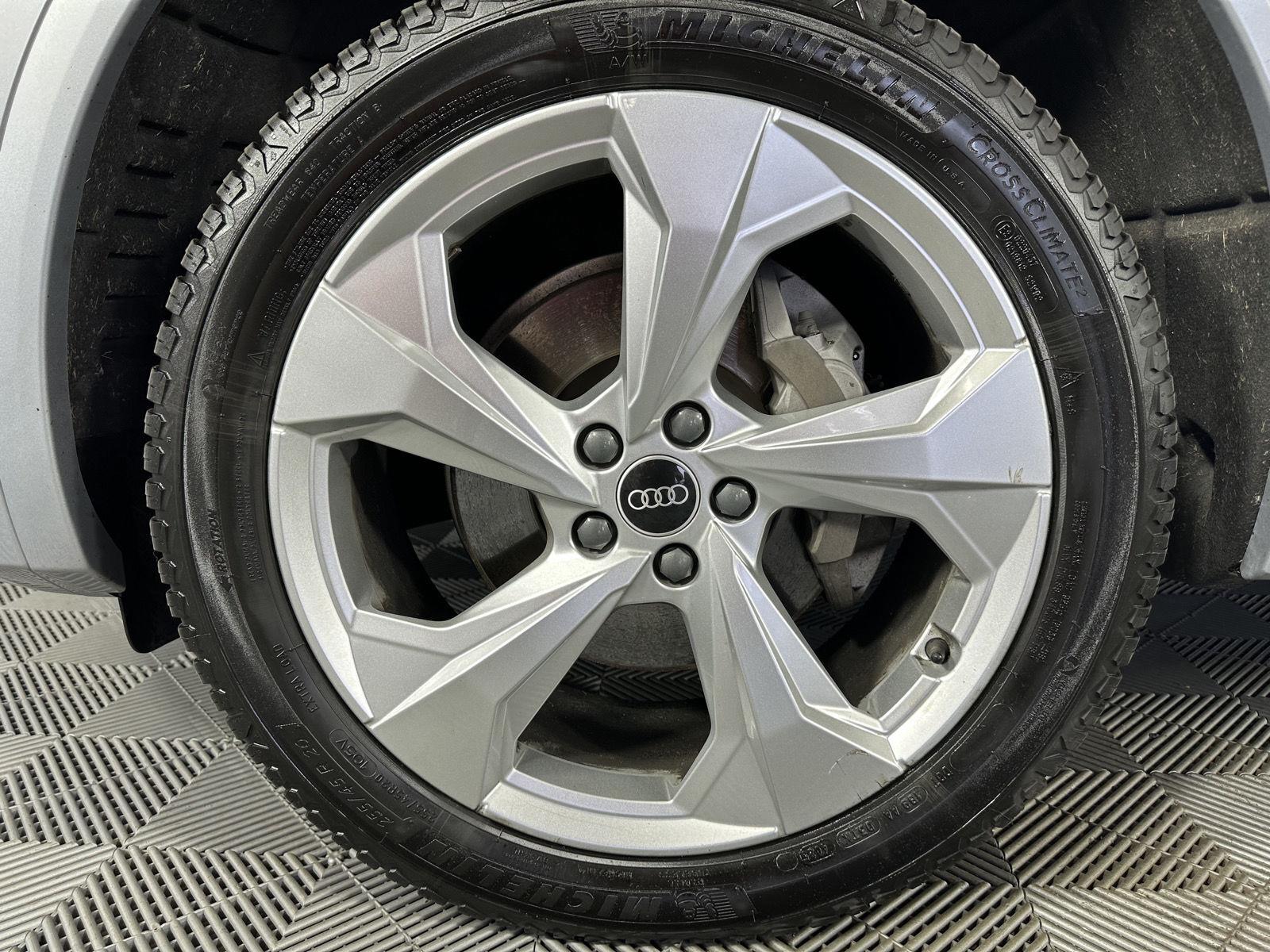 Used 2022 Florett Silver Metallic Audi S line Prestige image 6