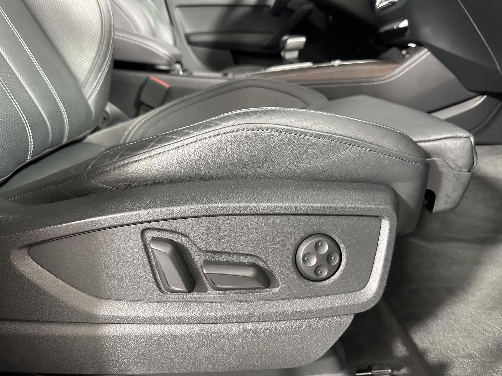 Used 2022 Florett Silver Metallic Audi S line Prestige image 31
