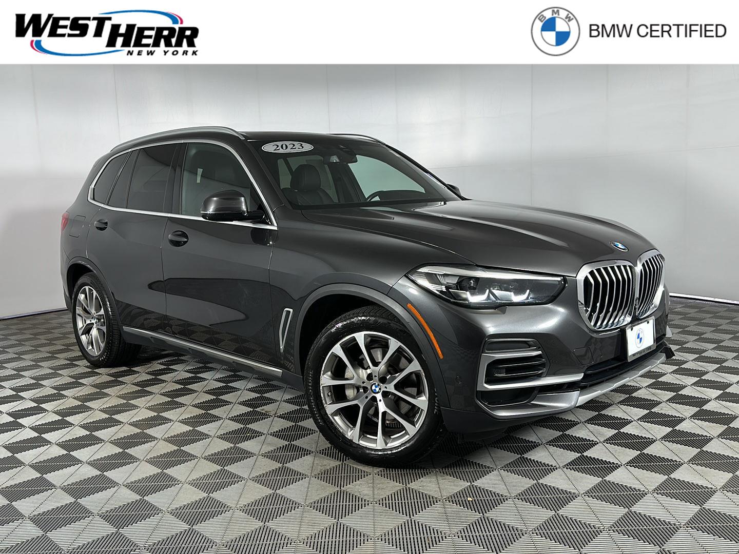 Gray (Dark Graphite Metallic) 2023 BMW X5 SUV / Crossover All-Wheel Drive Automatic