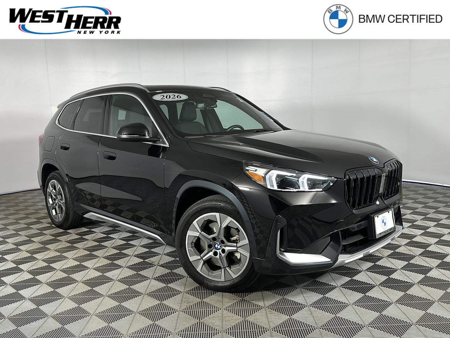 2026 BMW X1 Negro (Jet Black) SUV/Crossover Tracción en las cuatro ruedas 7 velocidades Doble cloch