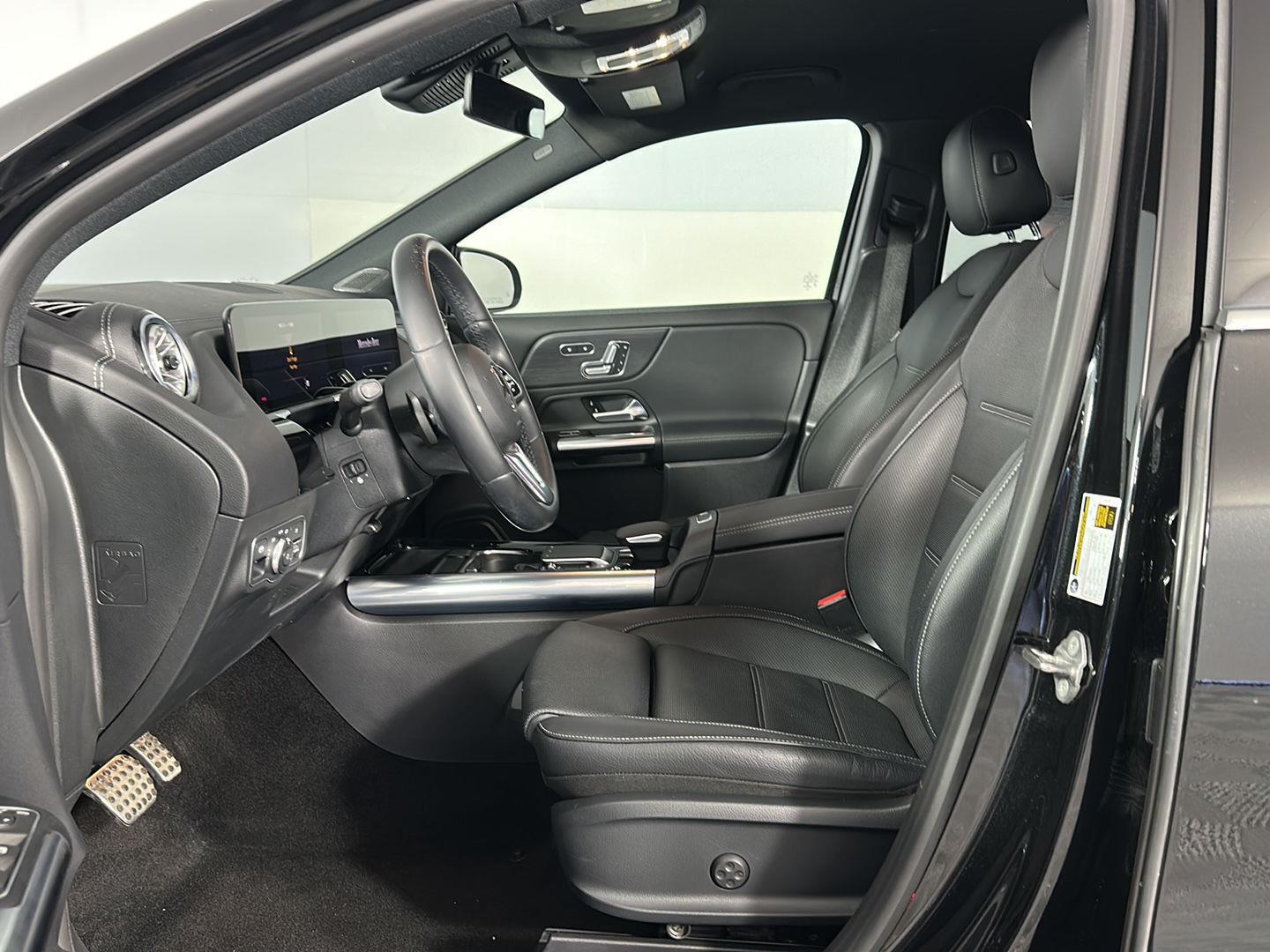 Used 2023 Cosmos Black Metallic Mercedes-Benz GLA 250 image 8