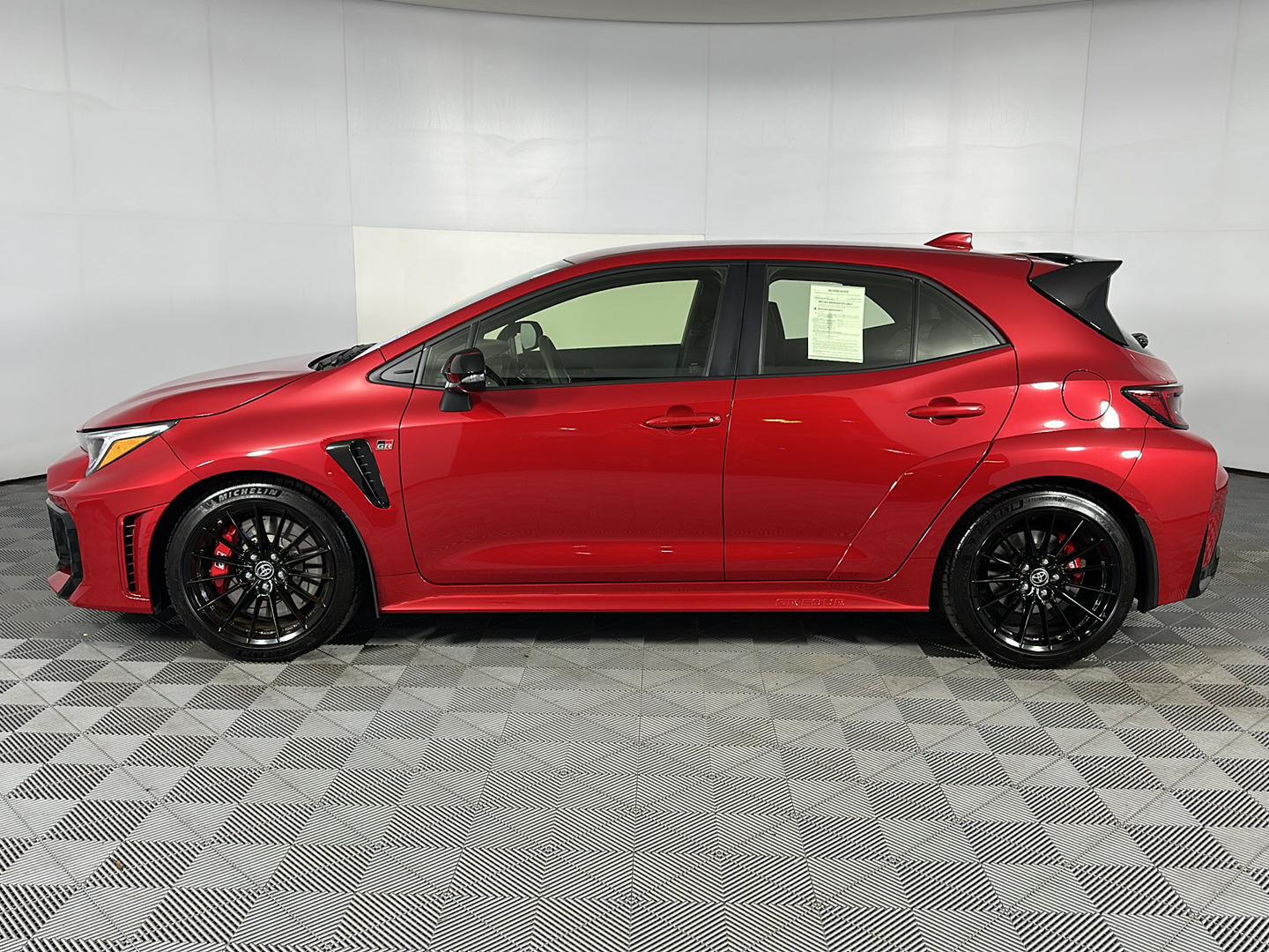 Used 2025 Supersonic Red Toyota Premium image 5