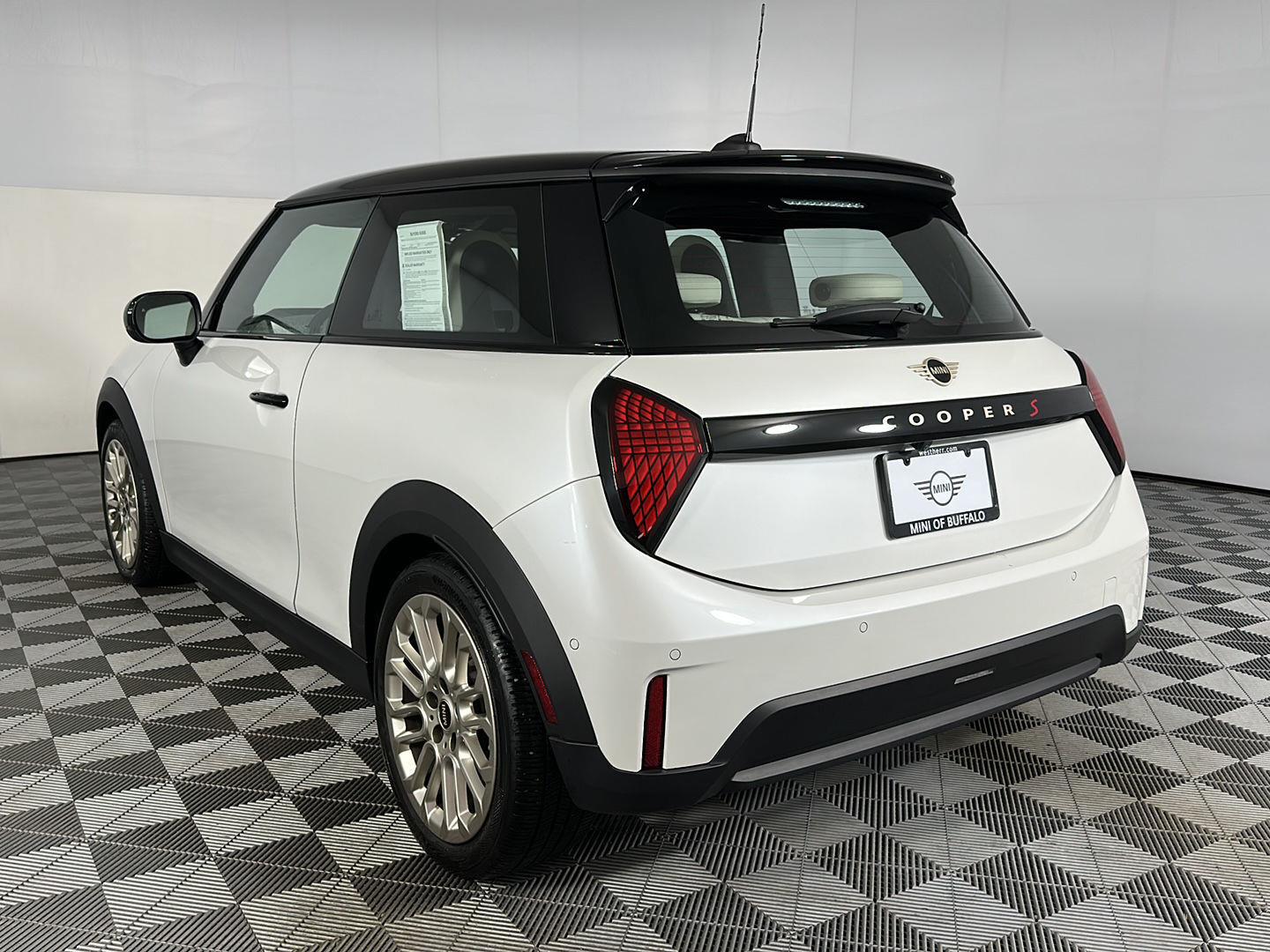 Used 2025 Nanuq White Metallic MINI Cooper S image 21