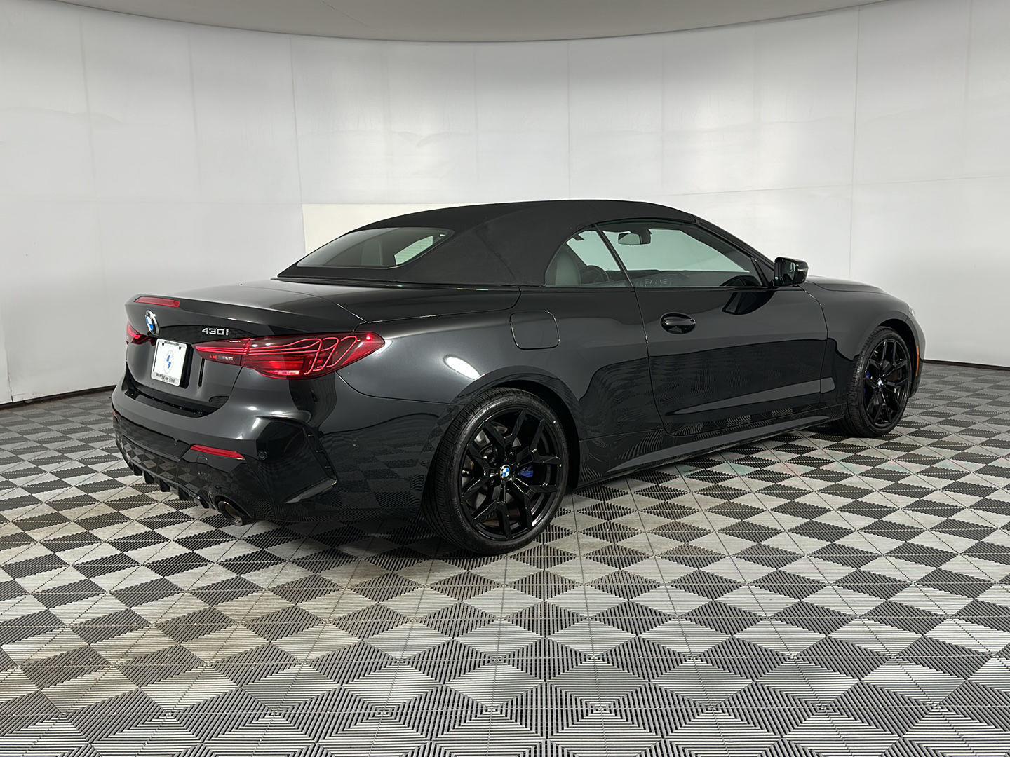 Certified Used 2025 Black Sapphire Metallic BMW 430i xDrive image 23