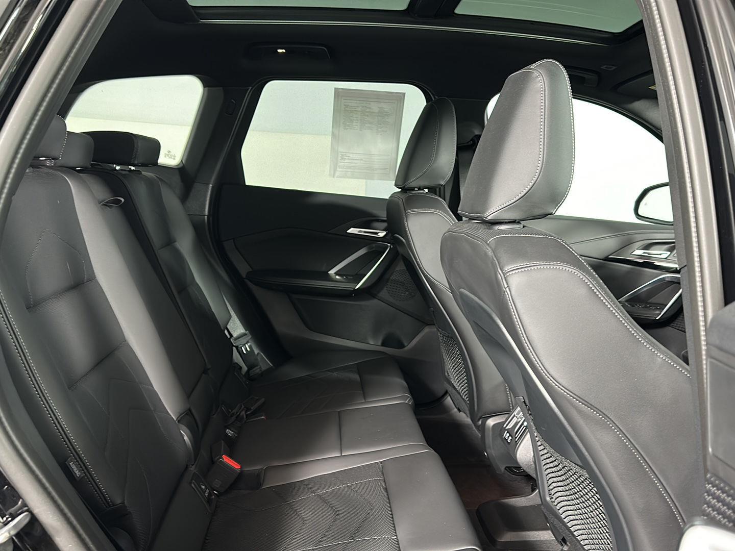 Used 2024 Jet Black BMW xDrive28i image 26