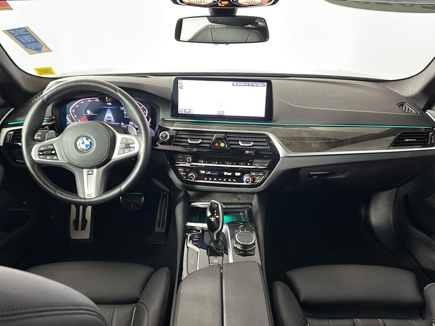 Used 2023 Black Sapphire Metallic BMW 540i xDrive image 21