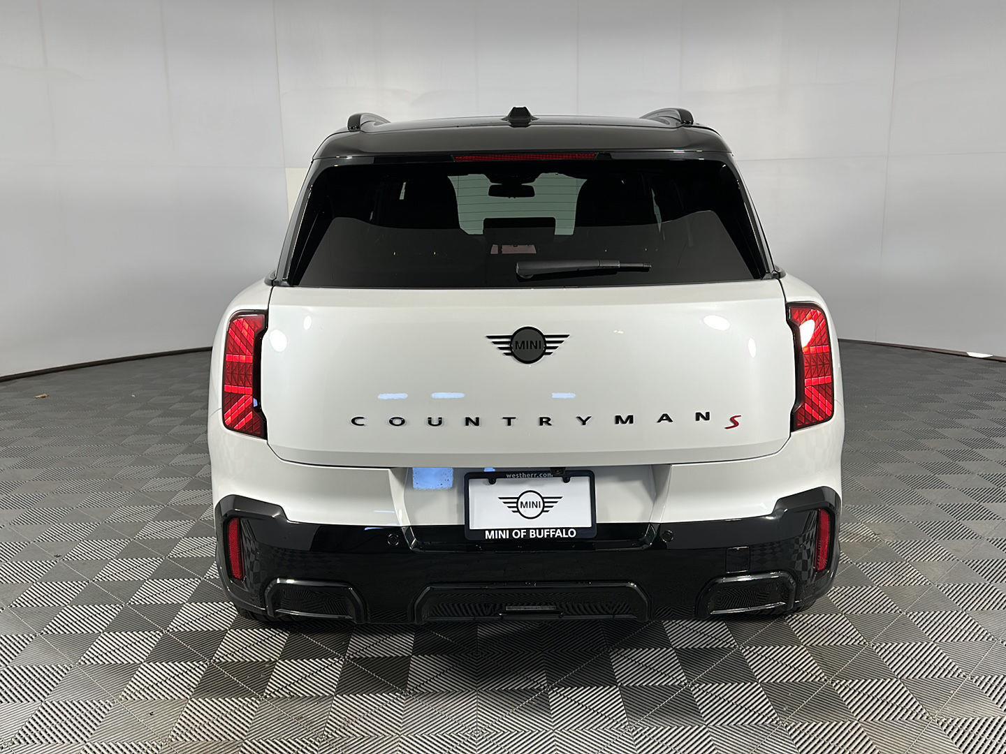 New 2027 Nanuq White Metallic MINI S ALL4 image 23