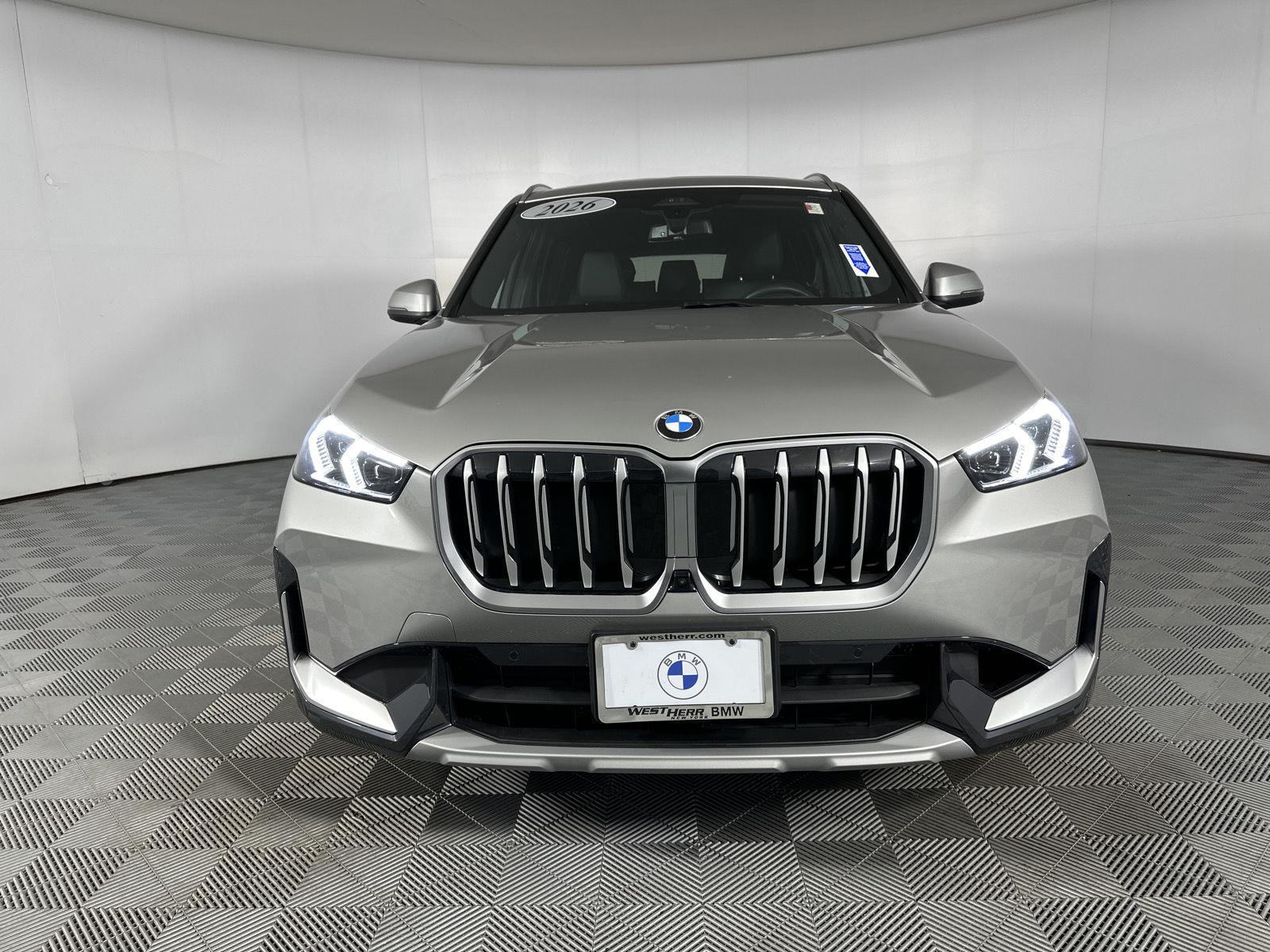 New 2026 Space Silver Metallic BMW xDrive28i image 3
