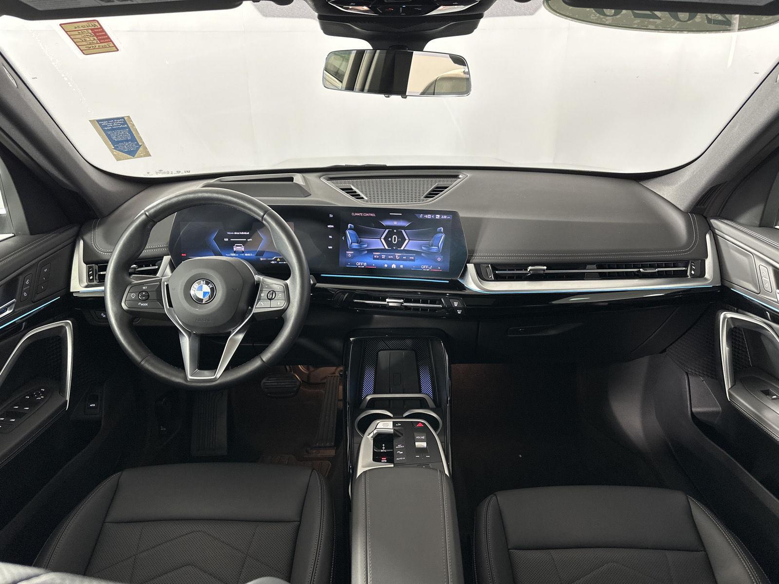 New 2026 Space Silver Metallic BMW xDrive28i image 2
