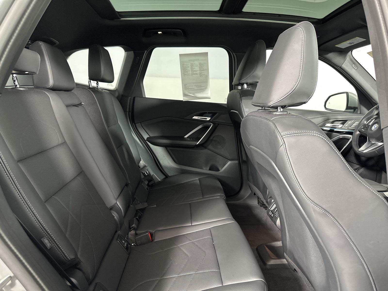 New 2026 Space Silver Metallic BMW xDrive28i image 27