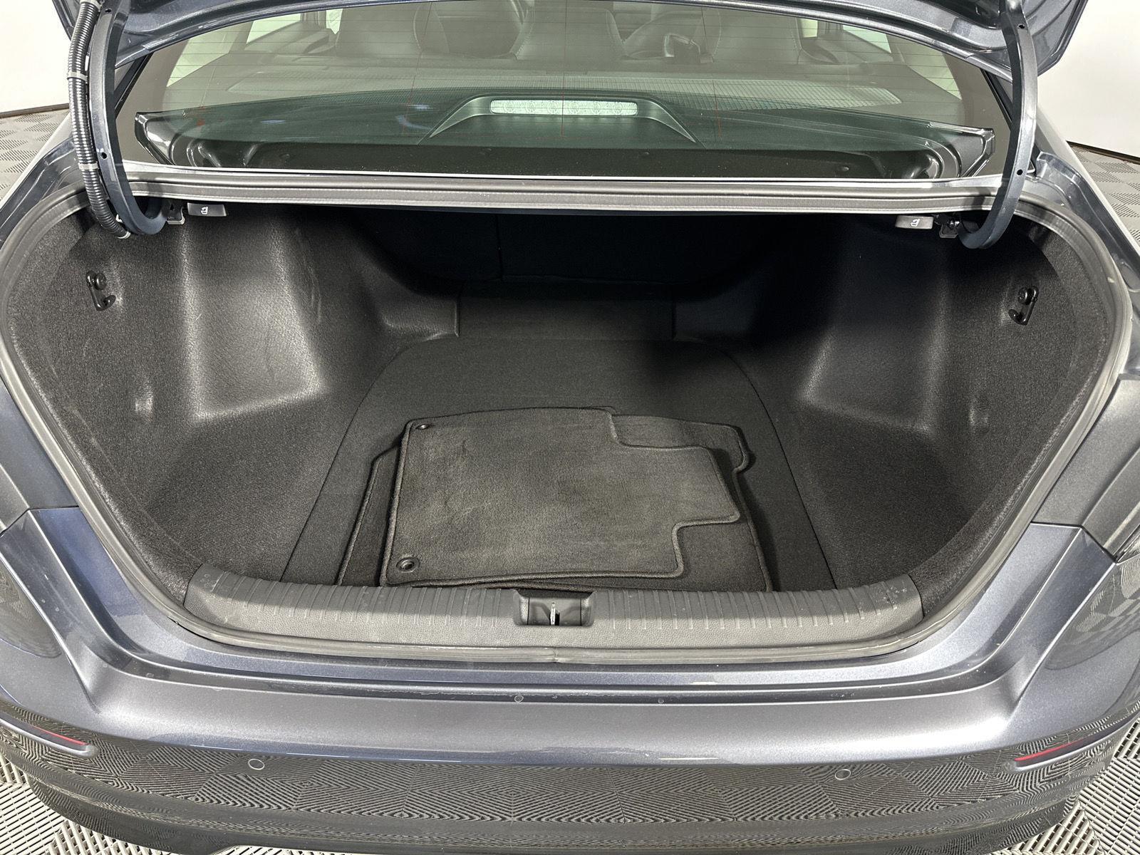 Used 2024 Meteorite Gray Metallic Honda EX-L image 25