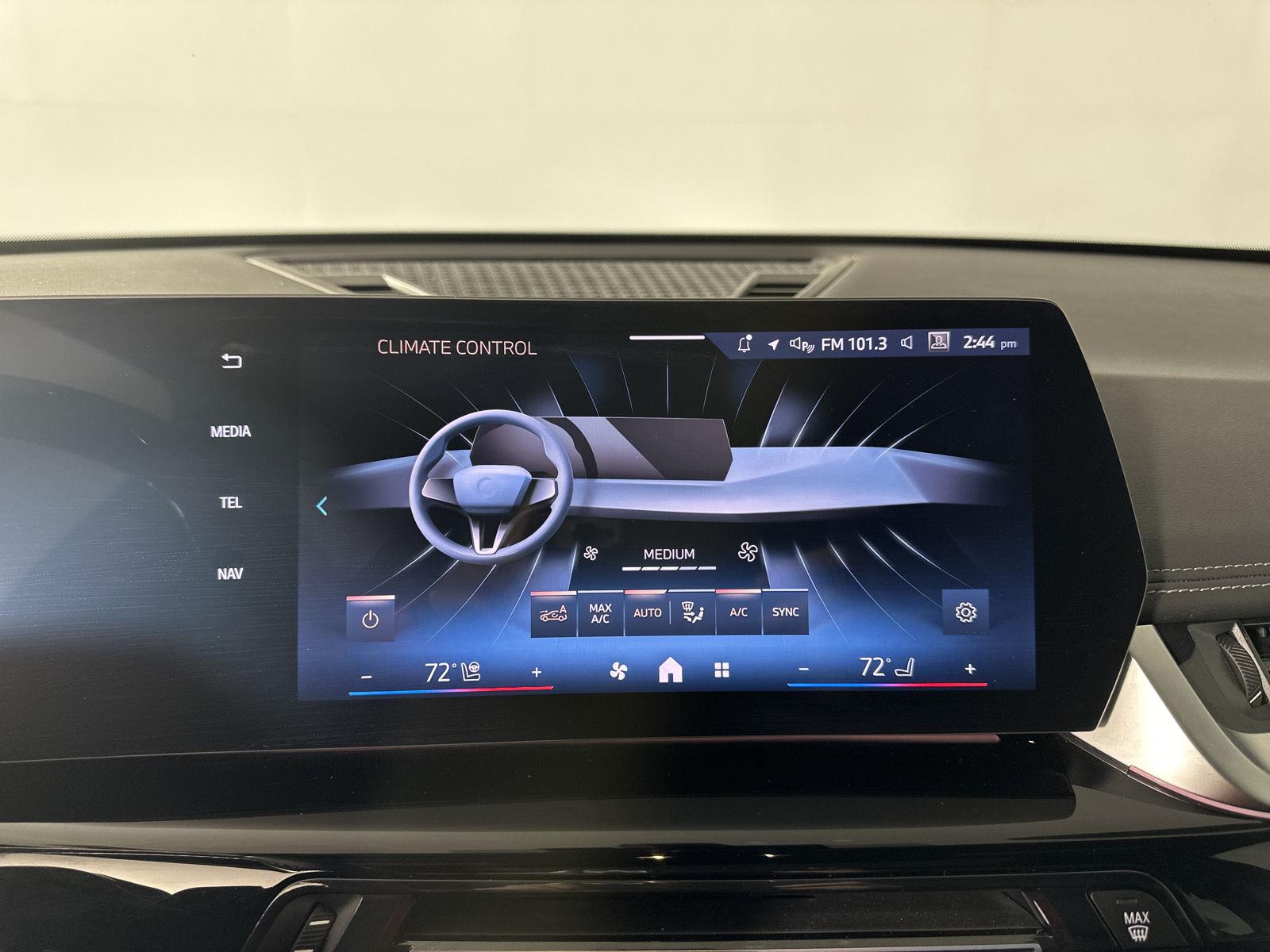 Used 2024 Mineral White Metallic BMW xDrive28i image 13