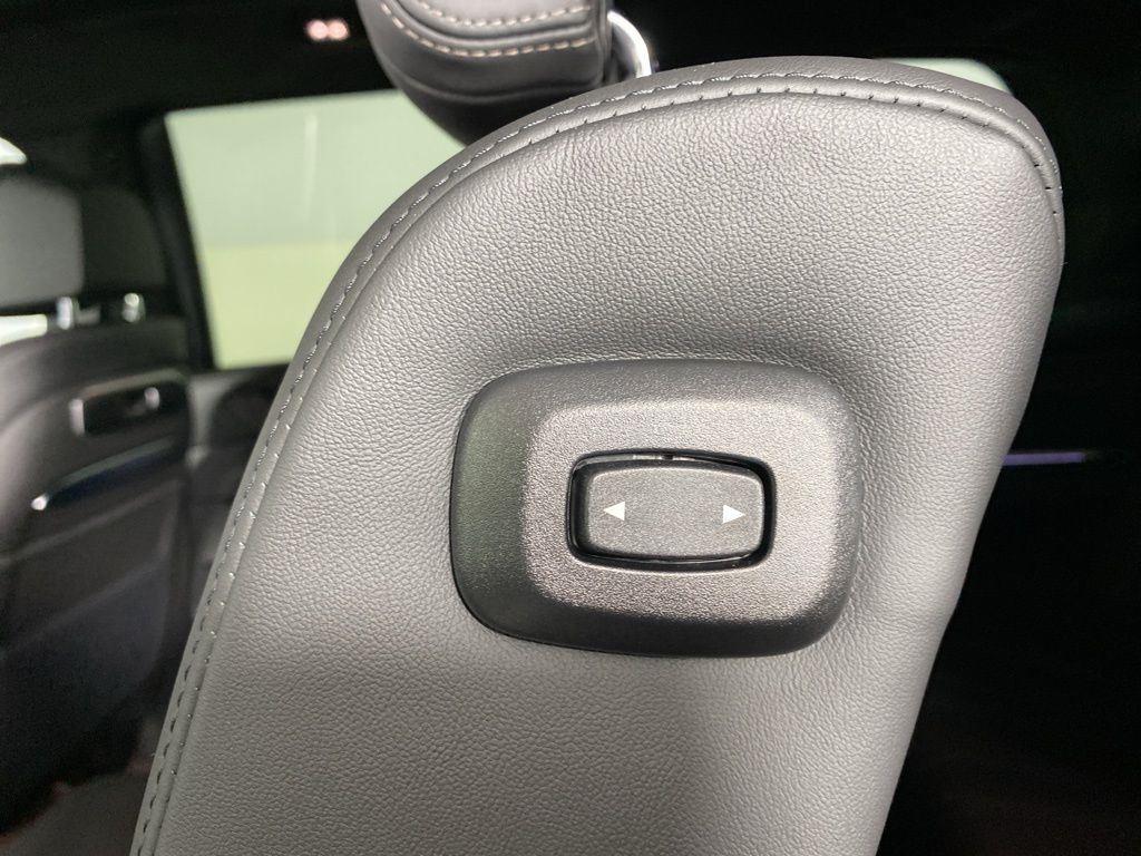 Certified Used 2025 Black Sapphire Metallic BMW M60i image 24