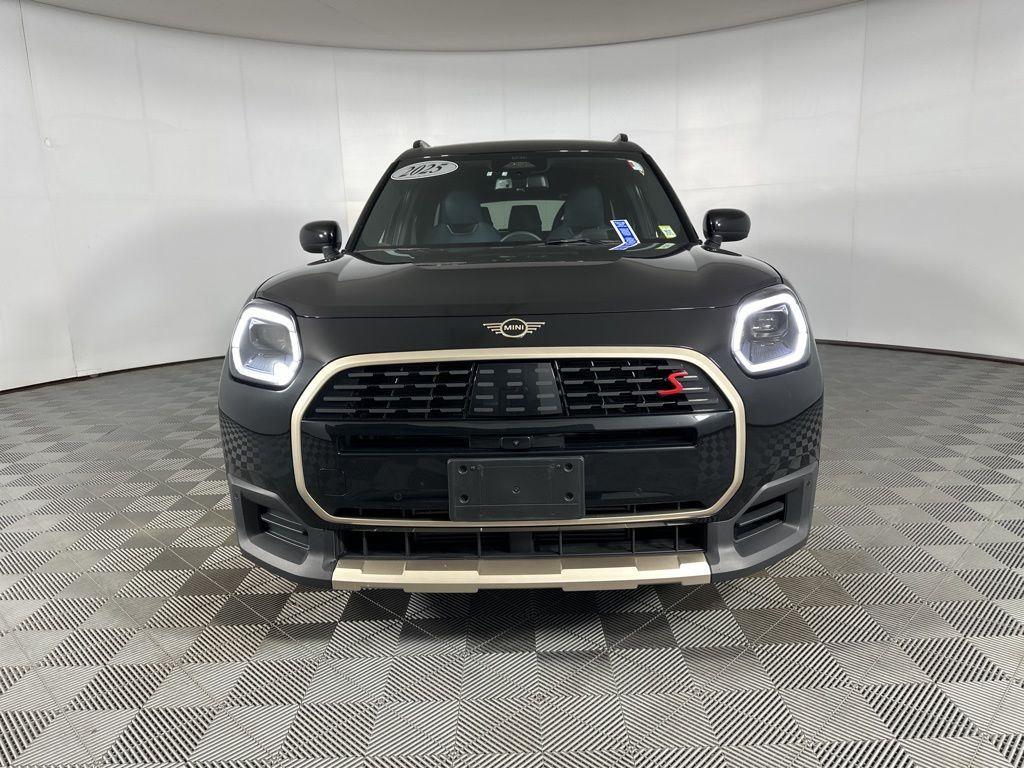 Certified Used 2025 Midnight Black MINI Iconic image 6