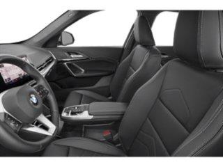 New 2026 Cape York Green Metallic BMW xDrive28i image 4