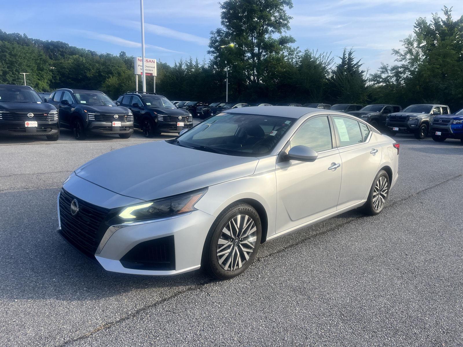  2023 Nissan Altima 2.5 SV FWD   