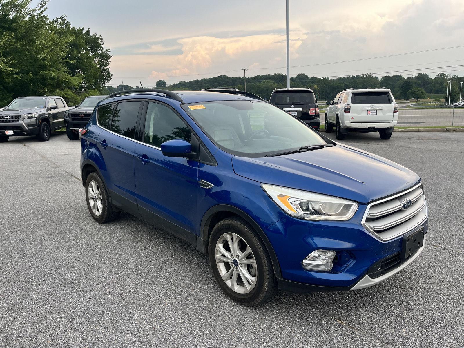 Lightning Blue 2018 Ford Escape SUV / Crossover Front-Wheel Drive 6-Speed Automatic