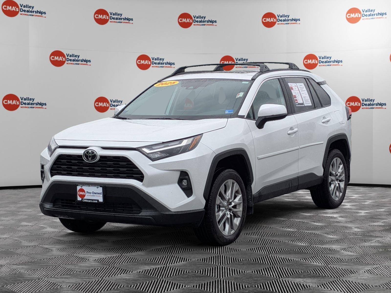 White (Wind Chill Pearl) 2025 Toyota RAV4 XLE Premium AWD SUV / Crossover All-Wheel Drive 8-Speed Automatic