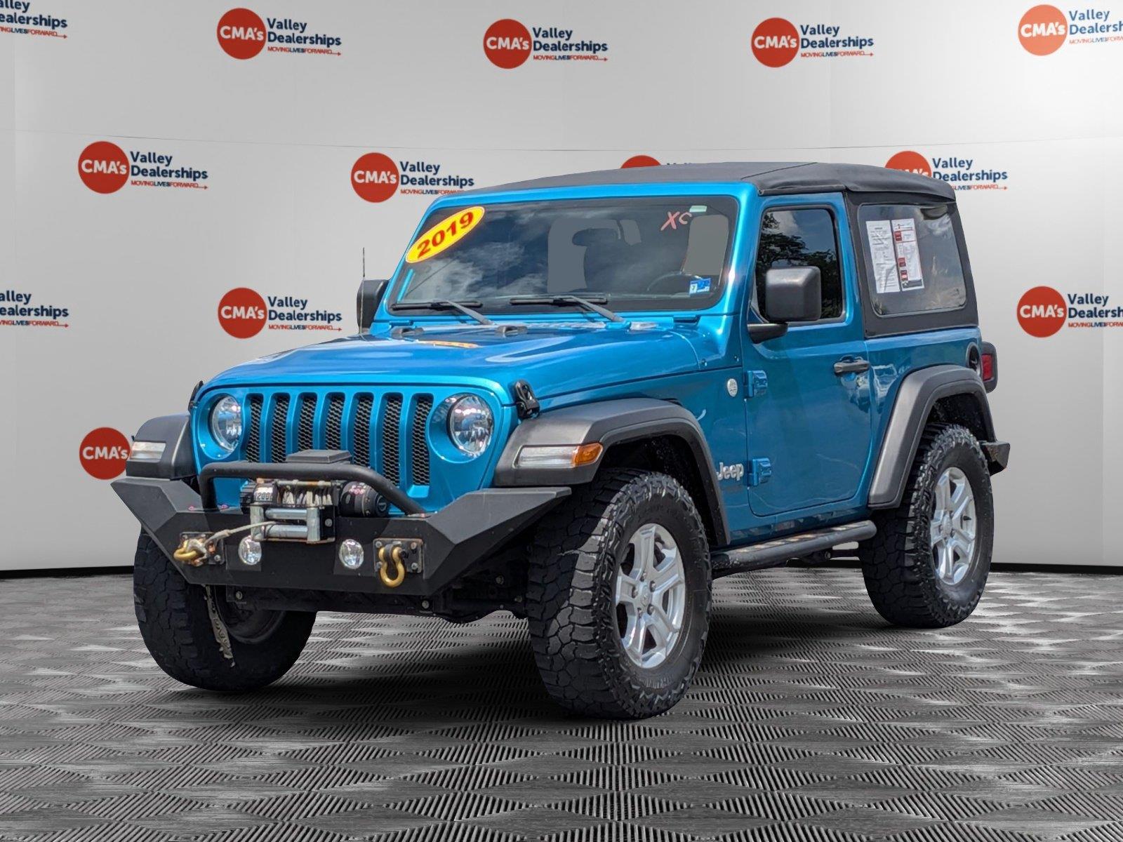 Bikini Pearlcoat 2019 Jeep Wrangler SUV / Crossover Four-Wheel Drive 6-Speed Manual