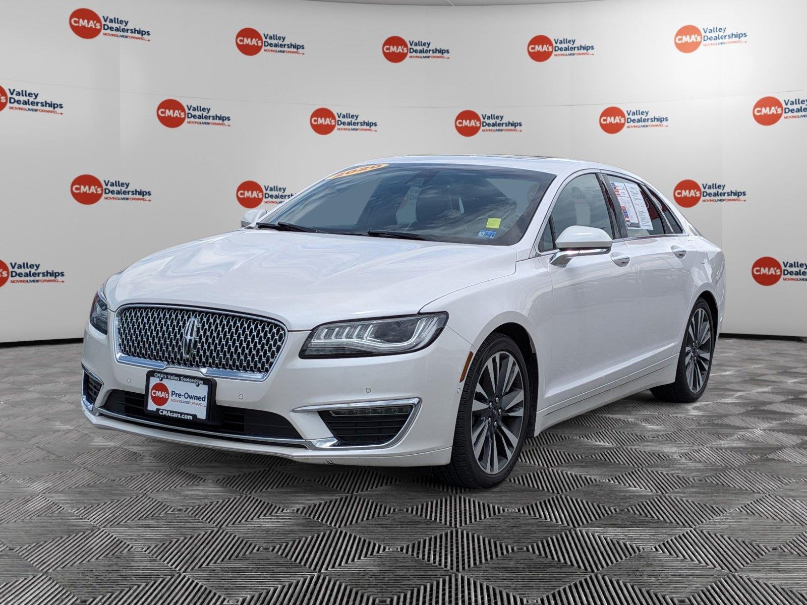 White Platinum Tri-Coat 2020 Lincoln MKZ Sedan Front-Wheel Drive 6-Speed Automatic