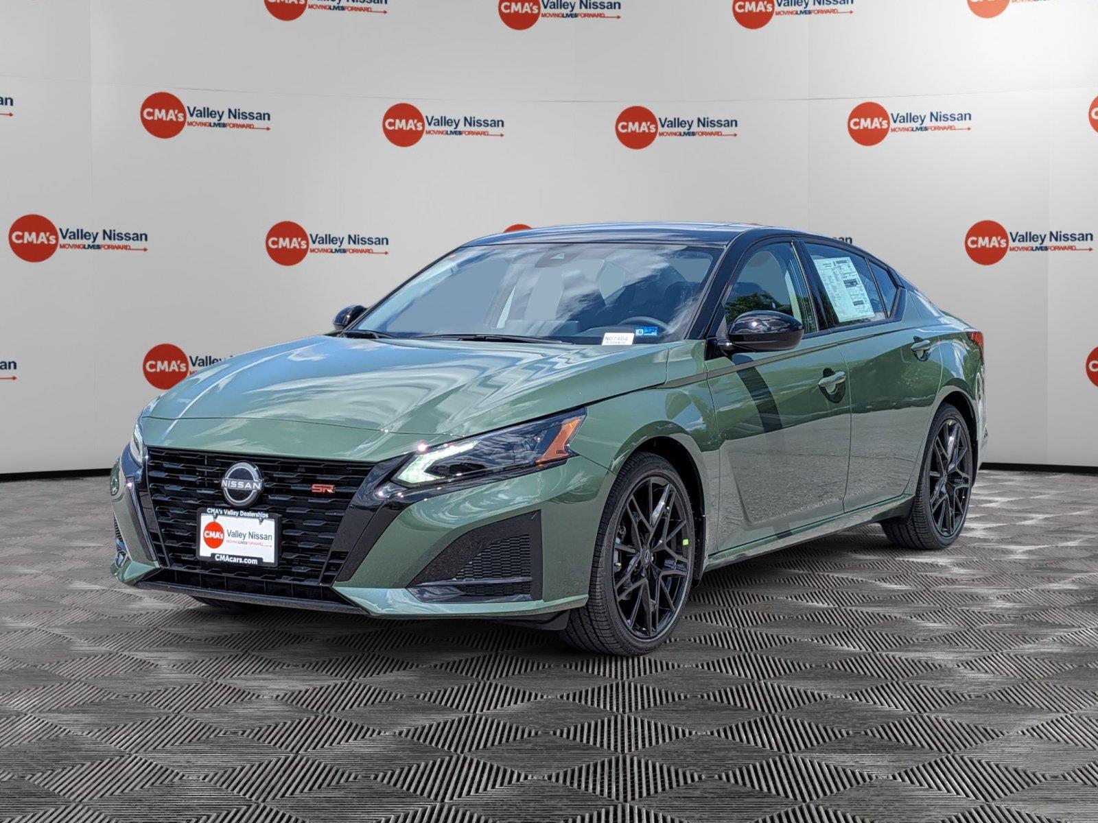 Tactical Green Metallic/Super Black 2026 Nissan Altima Sedan Front-Wheel Drive Continuously Variable Transmission