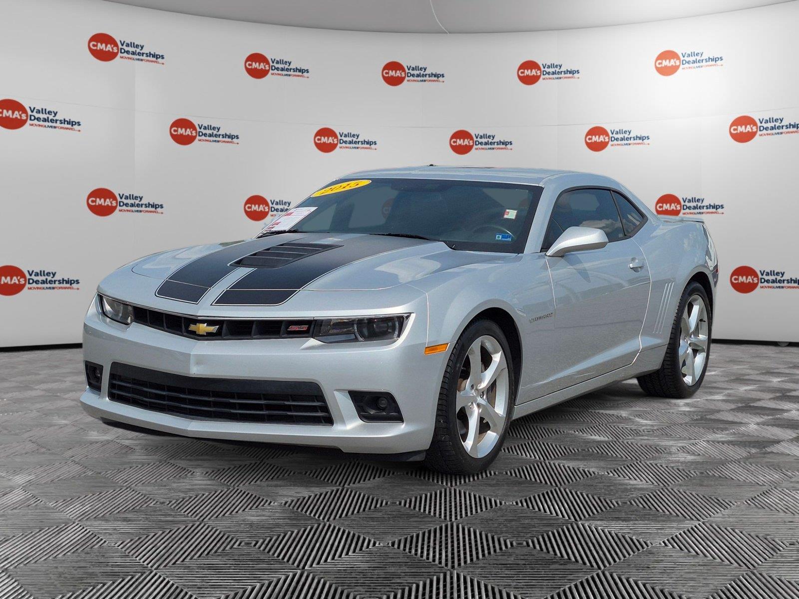 Silver Ice Metallic 2015 Chevrolet Camaro Coupe Rear-Wheel Drive 6-Speed Manual