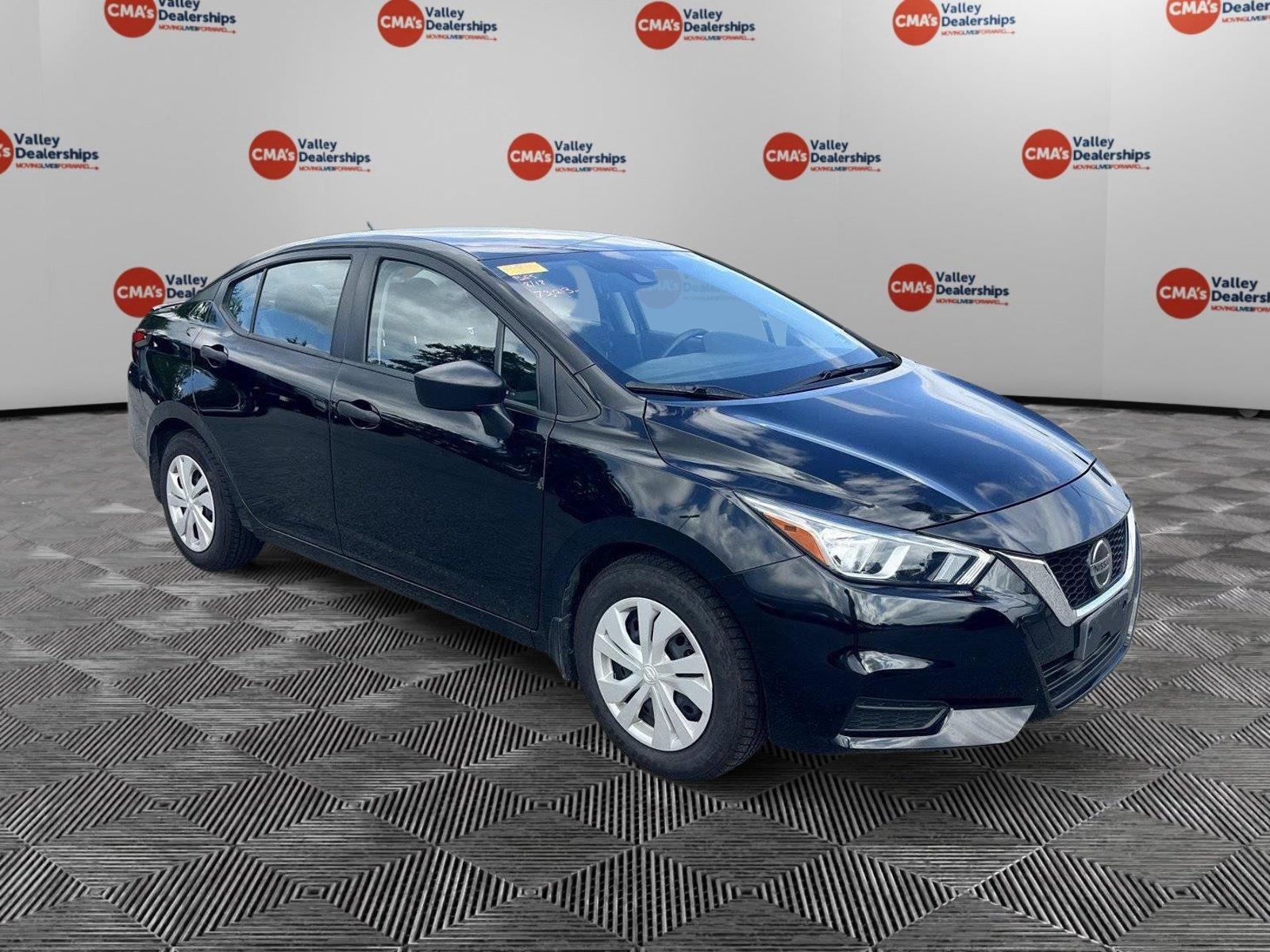  2022 Nissan Versa S FWD   