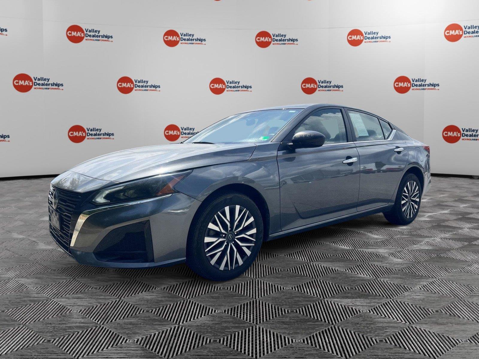 Gray (Gun Metallic) 2025 Nissan Altima Sedan All-Wheel Drive Continuously Variable Transmission