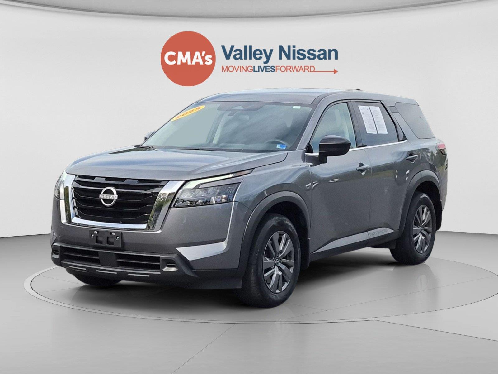 2025 Nissan Pathfinder S FWD