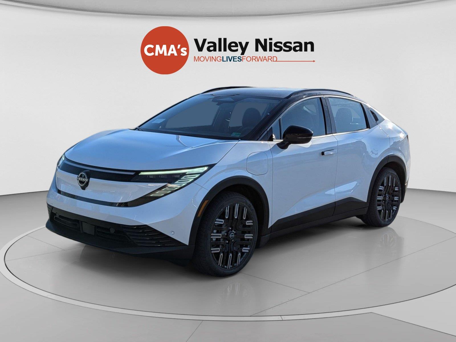 Everest White Pearl Tricoat/Black 2026 Nissan LEAF SUV / Crossover Front-Wheel Drive Automatic