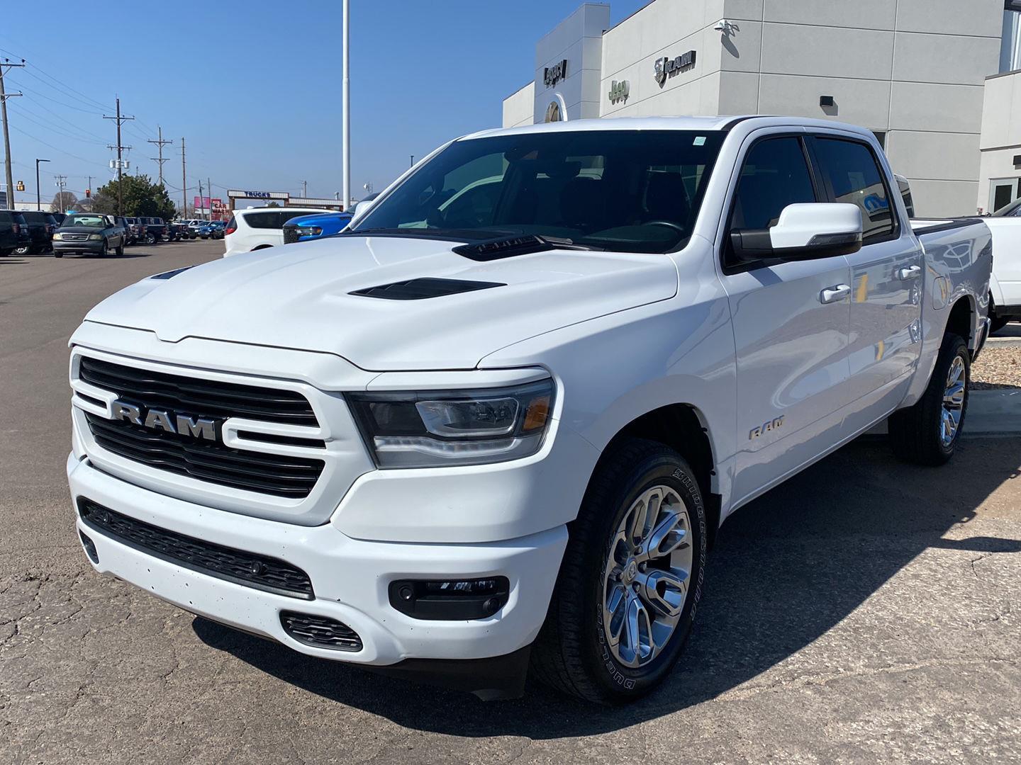 2023 RAM 1500 Laramie Crew Cab 4WD