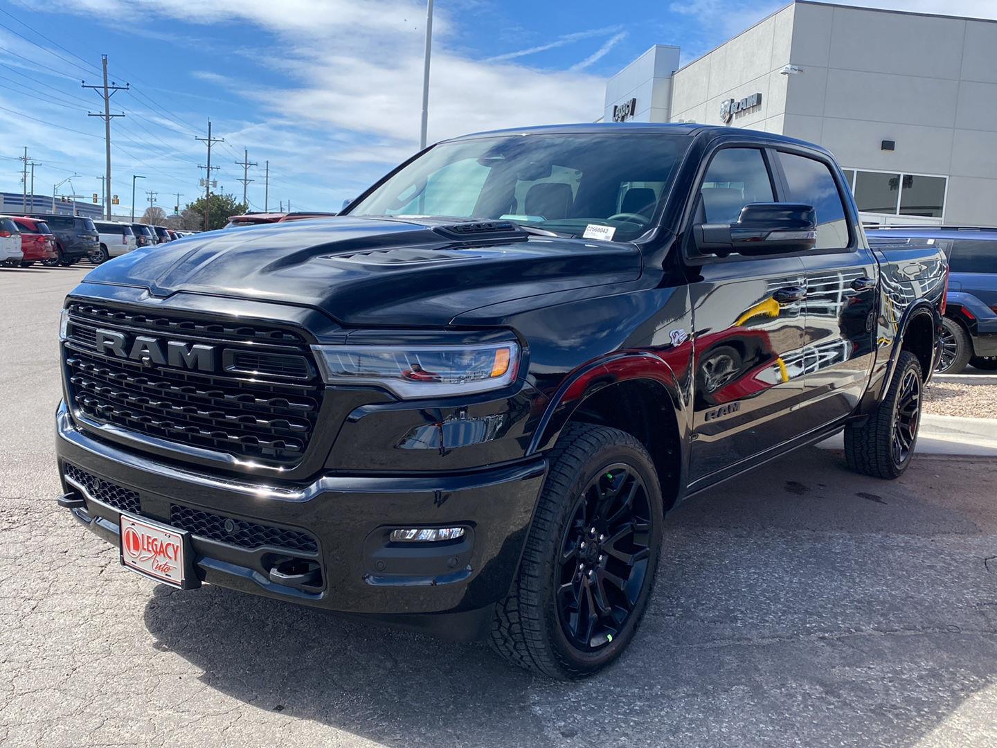 2026 RAM 1500 Limited Crew Cab 4WD