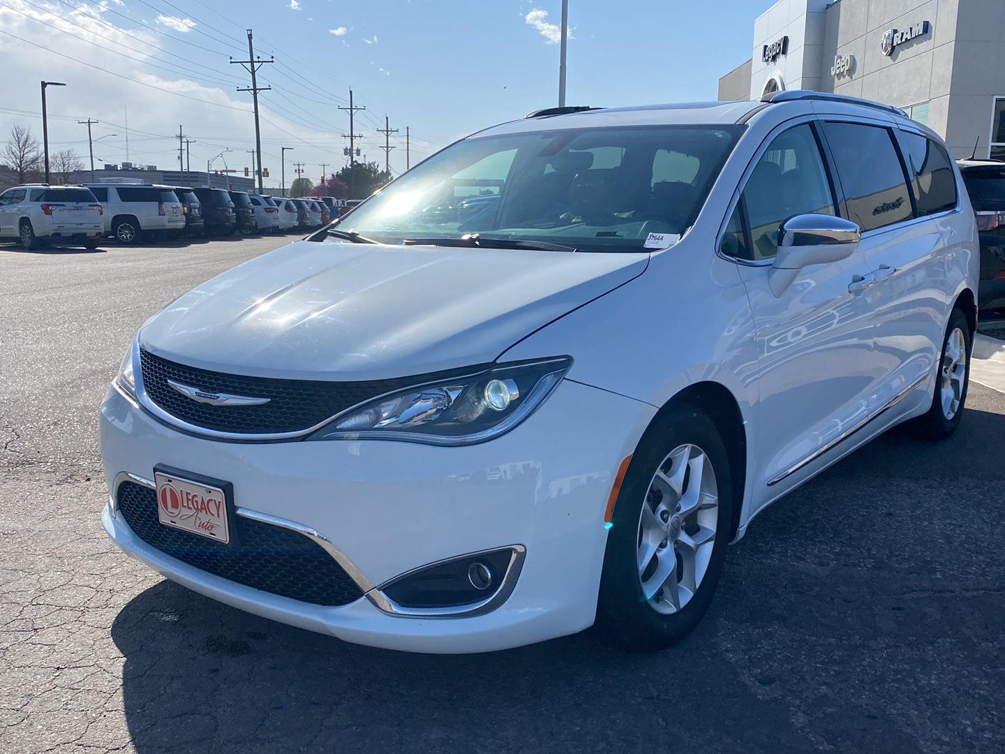 Bright White Clearcoat 2020 Chrysler Pacifica Limited FWD Minivan Front-Wheel Drive 9-Speed Automatic