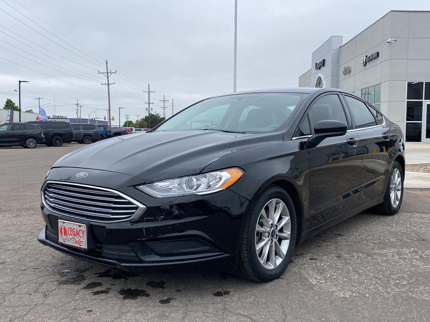 Shadow Black 2017 Ford Fusion SE Sedan Front-Wheel Drive Automatic