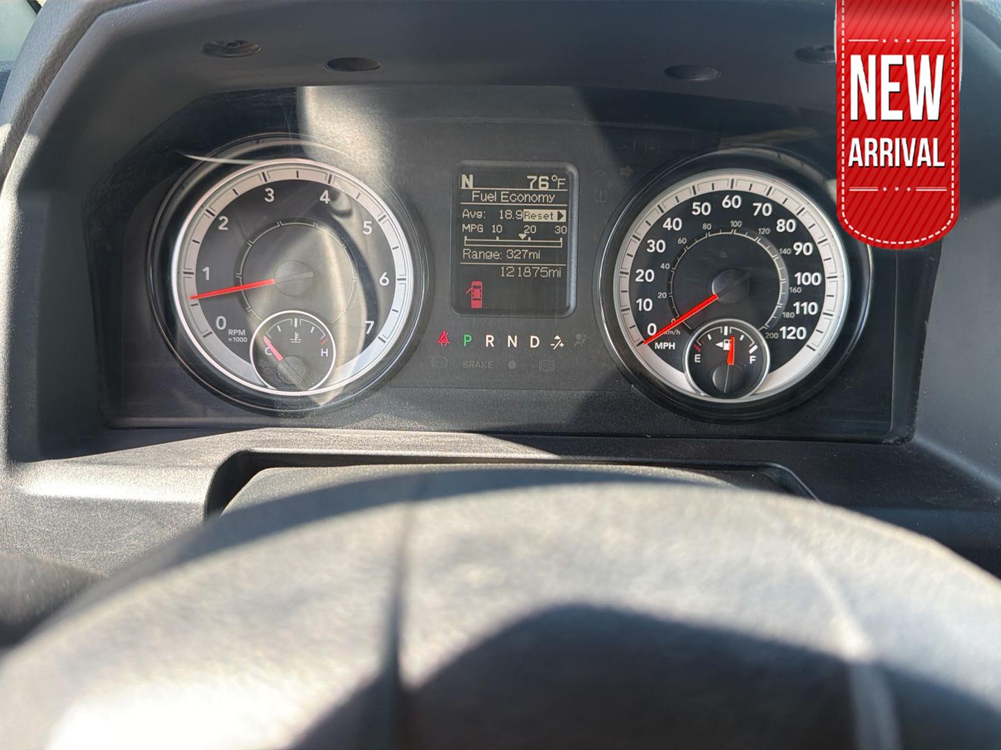 Bright Silver Metallic Clearcoat 2017 RAM 1500 Express Crew Cab 4WD Pickup Truck Four-Wheel Drive 8-Speed Automatic