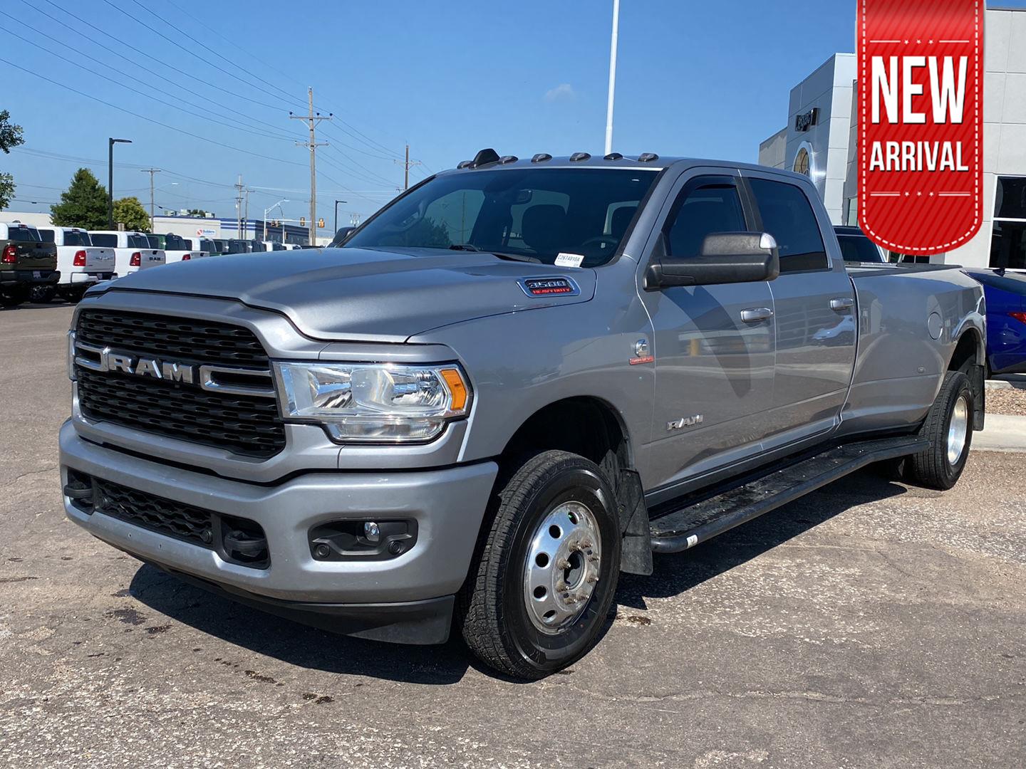 Billet Silver Metallic Clearcoat 2022 RAM 3500 Pickup Truck Four-Wheel Drive 6-Speed Automatic