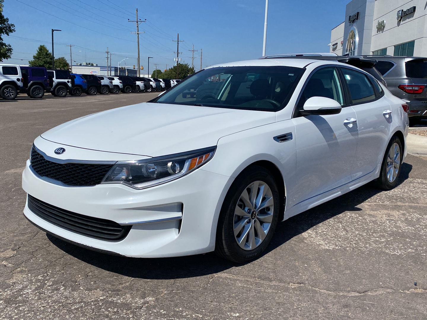 Snow White Pearl 2018 Kia Optima Sedan Front-Wheel Drive Automatic