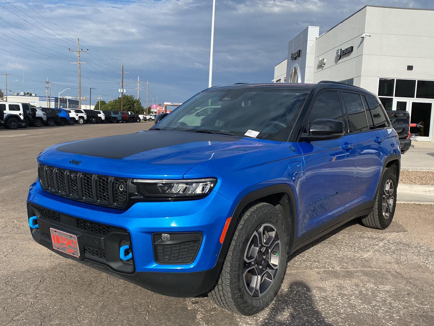 Hydro Blue Pearlcoat 2023 Jeep Grand Cherokee 4xe SUV / Crossover Four-Wheel Drive 8-Speed Automatic
