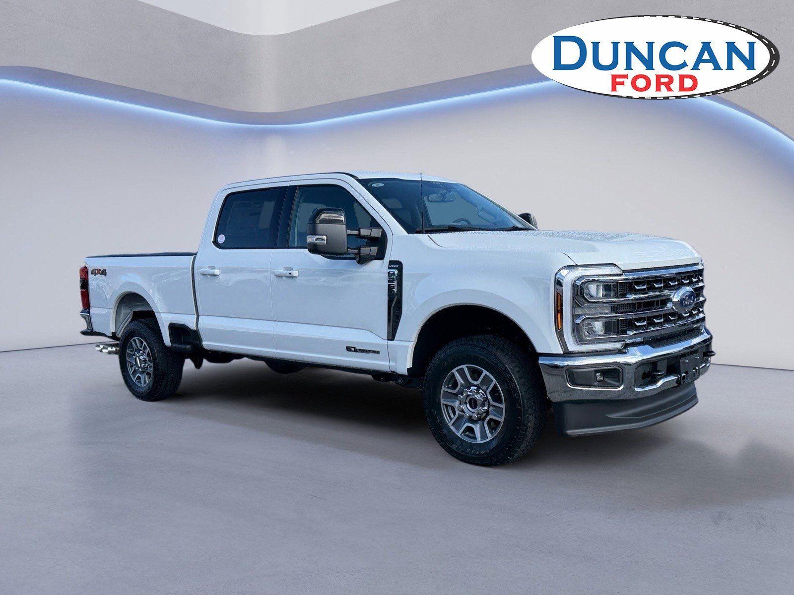 Star White Metallic Tri-Coat 2026 Ford F-250 Super Duty Lariat Crew Cab 4WD Pickup Truck Four-Wheel Drive Automatic