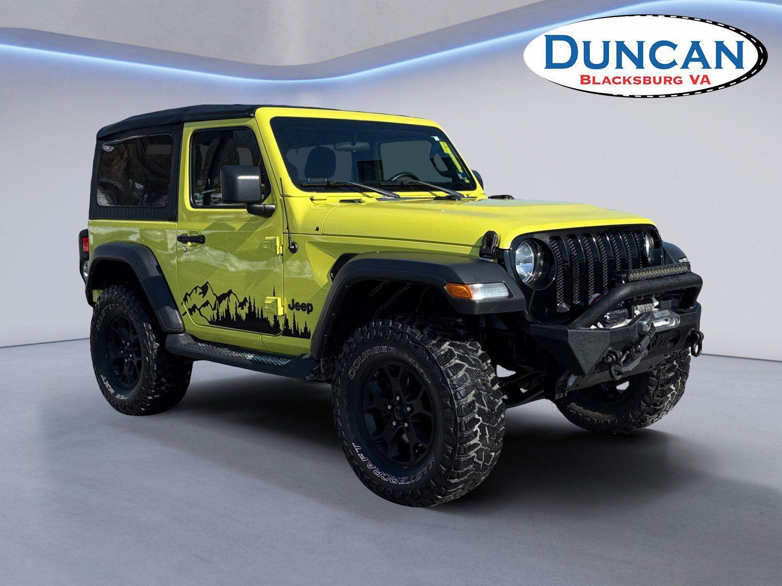 High Velocity Clearcoat 2022 Jeep Wrangler Willys 4WD SUV / Crossover Four-Wheel Drive 6-Speed Manual