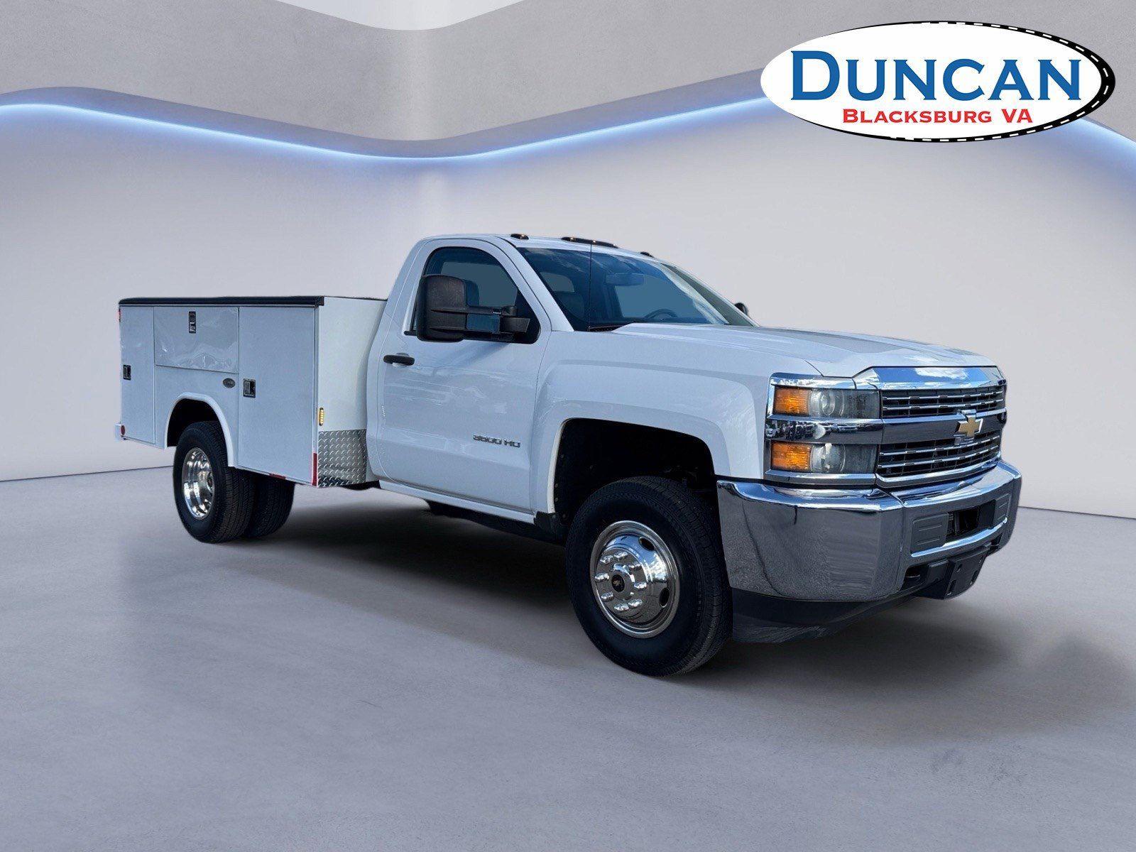 Summit White 2015 Chevrolet Silverado 3500HD Work Truck Regular Cab LB RWD Pickup Truck 4X2 6-Speed Automatic Overdrive