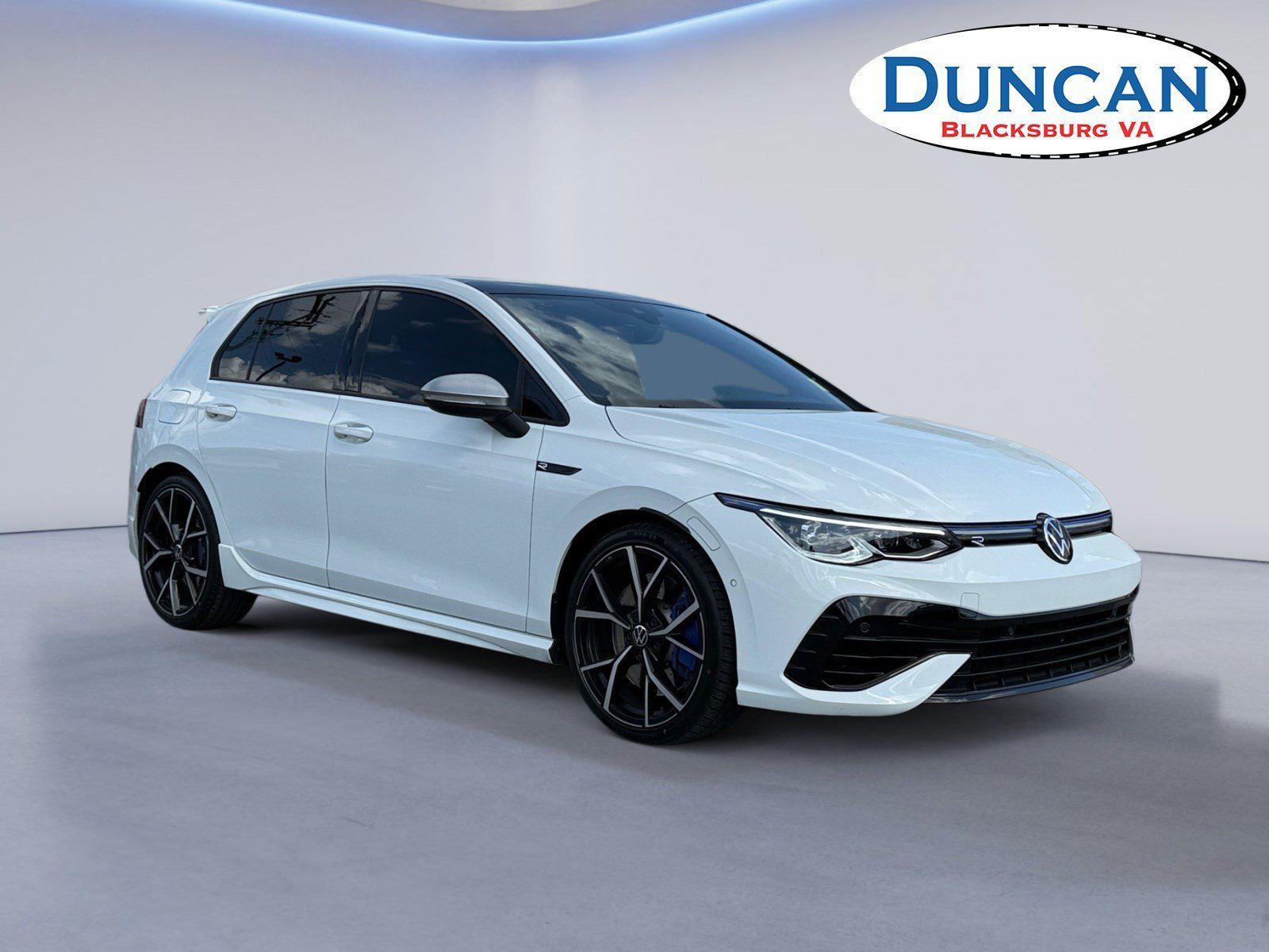 Deep Black Pearl 2022 Volkswagen Golf R 2.0T 4Motion AWD Hatchback All-Wheel Drive Automatic